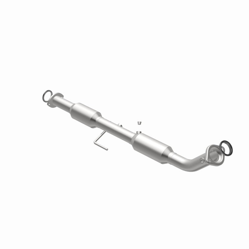 MagnaFlow Direct Fit Catalytic Converter 05-09 Toyota Tacoma 2.7L
