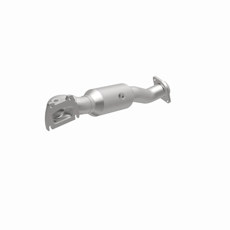 MagnaFlow Direct Fit Catalytic Converter 15-19 Ram 1500 3.6L OEM Grade Fed/EPA Compliant Manifold