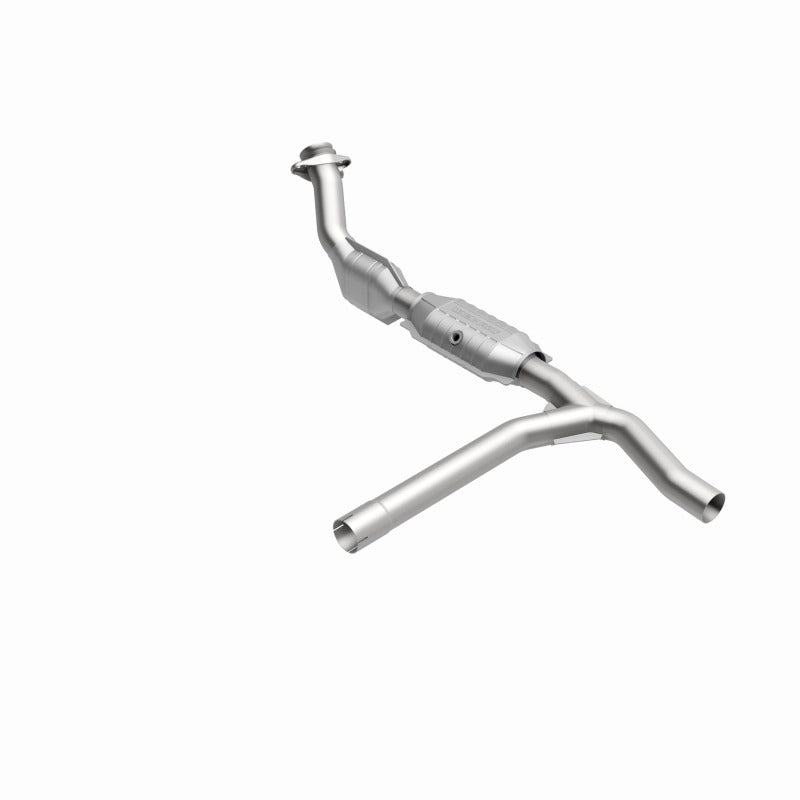 MagnaFlow Direct Fit Catalytic Converter 00-01 Ford F-150 4.6L 2wd