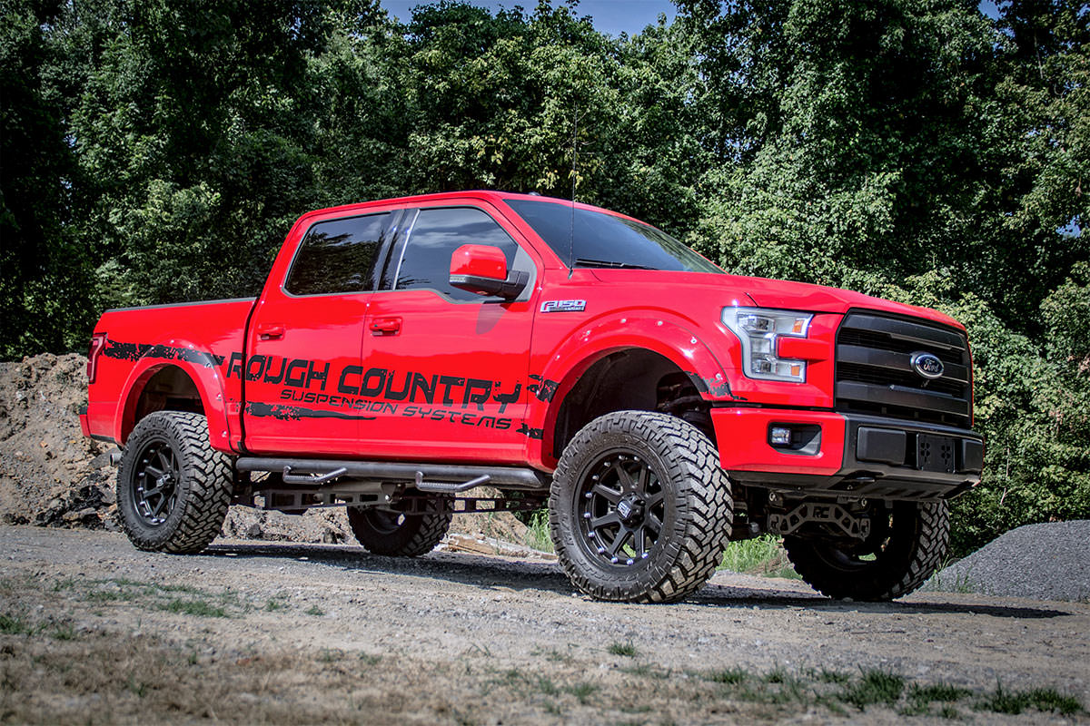 Traction Bar Kit Ford F-150 4WD (2015-2020) Rough Country