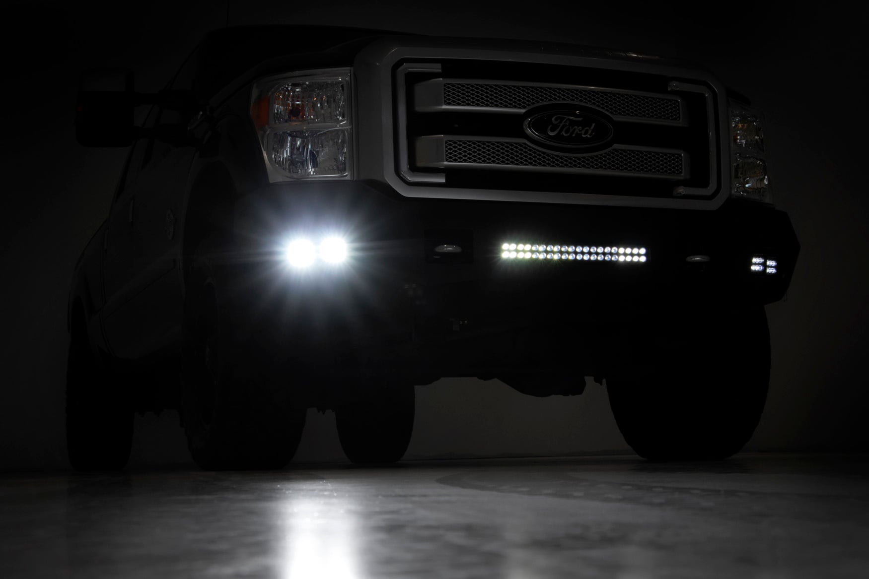 Front Bumper Ford F-250/F-350 Super Duty 2WD/4WD (2011-2016) Rough Country