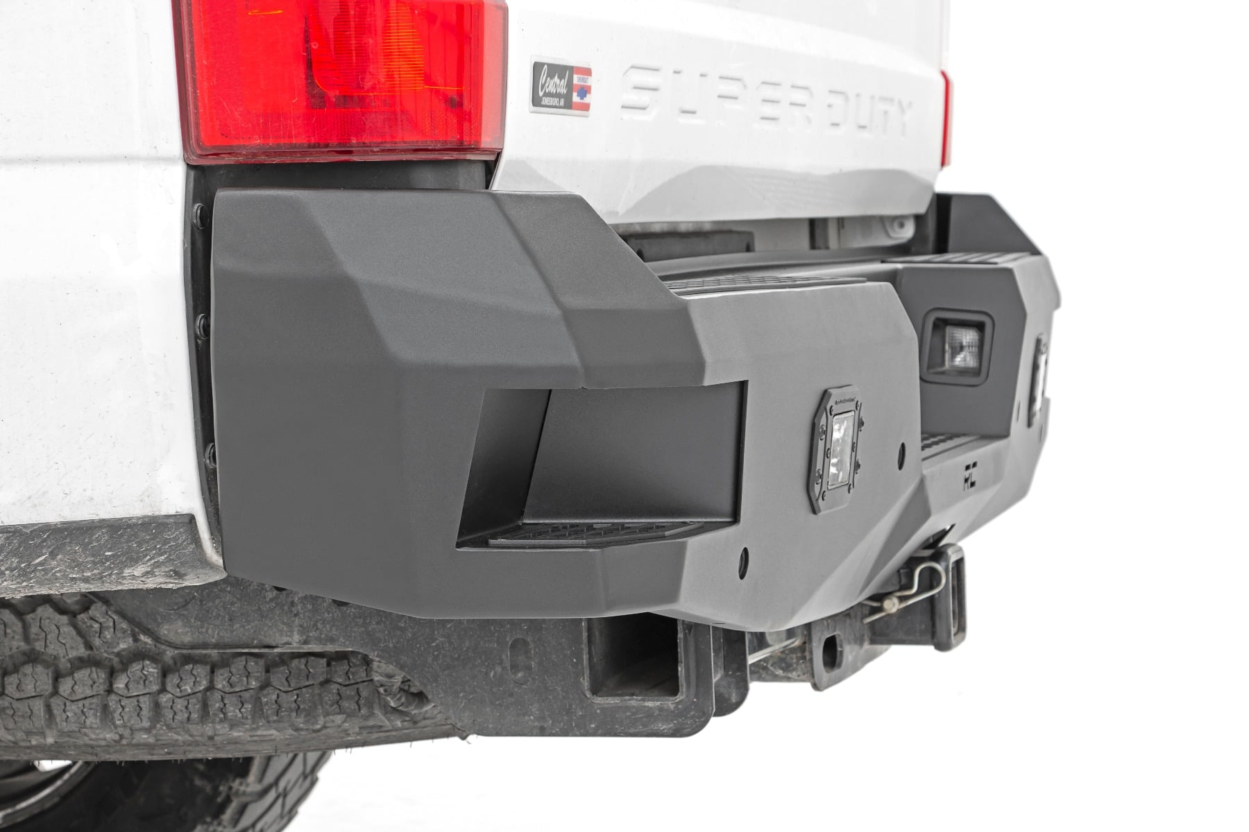 Rear Bumper Ford F-250/F-350 Super Duty 2WD/4WD (2017-2022) Rough Country