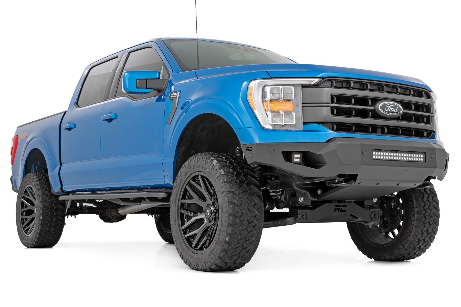 High Clearance Front Bumper LED Lights & Skid Plate Ford F-150 (21-23) Rough Country