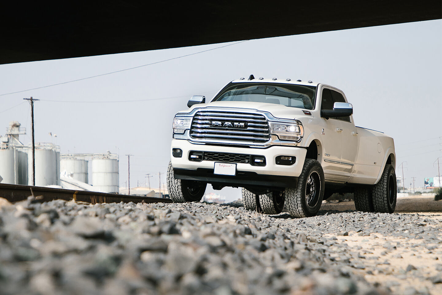 3-Inch Performance Leveling Kit With Fox Ps 2.0 Ifp Shocks For 2013-2024 Ram 3500 4WD Cognito