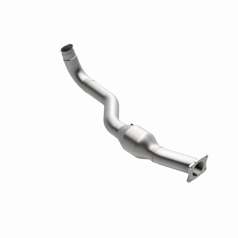 MagnaFlow Direct Fit Catalytic Converter01-05 GM Silv/Sierra 6.6L