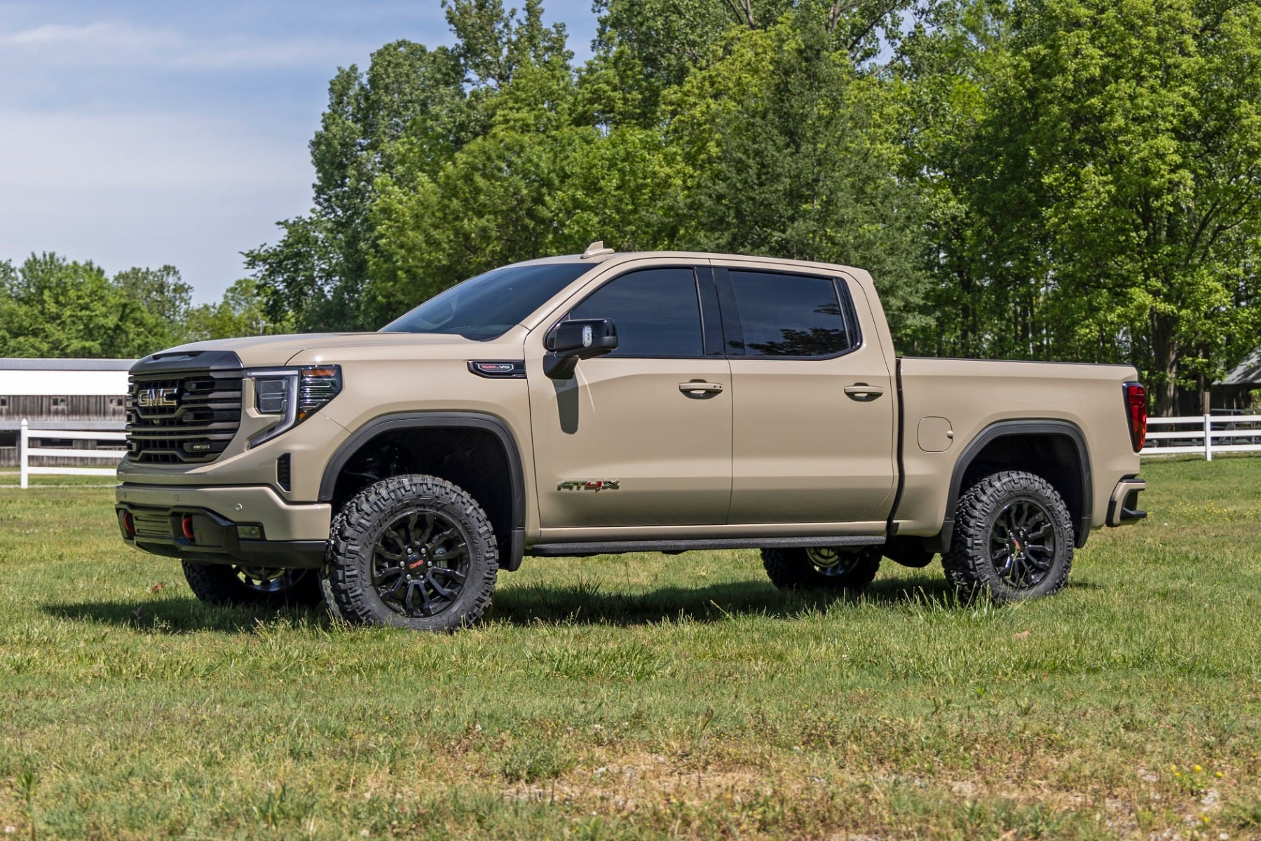 1.5 Inch Leveling Kit AT4X/ZR2 Silverado/Sierra 1500 (22-26) Rough Country