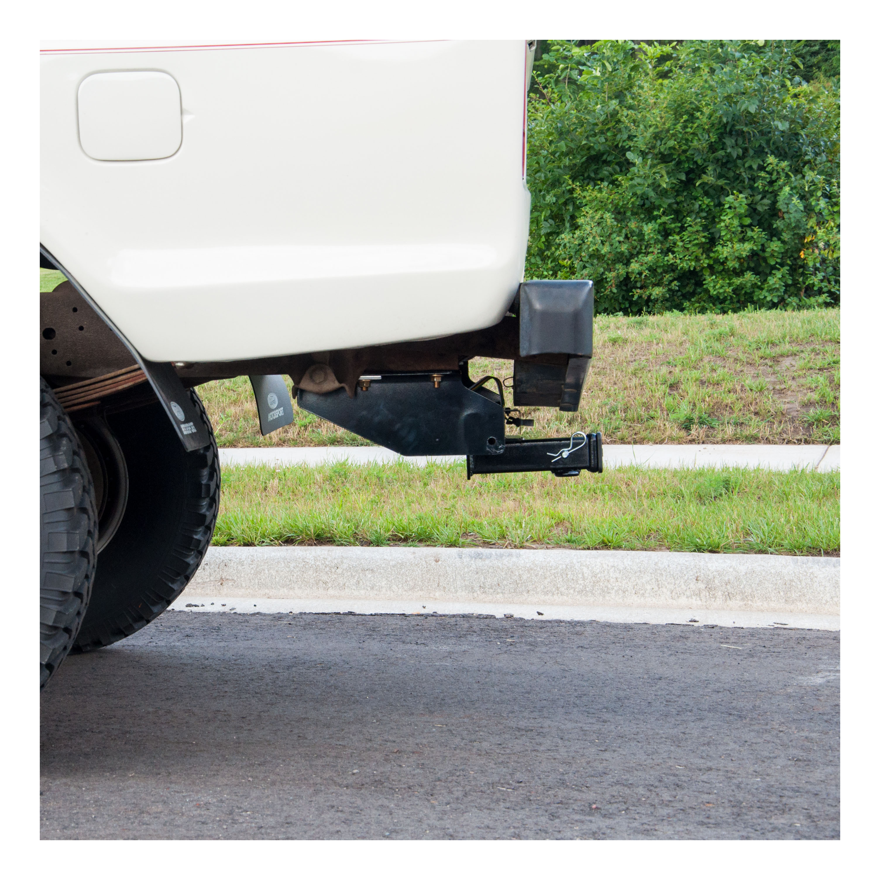 CURT Class 3 Trailer Hitch, 2-Inch Receiver, Drilling Required, Fits Select Dodge D-Series, Ford F-Series, Bronco Model 13310
