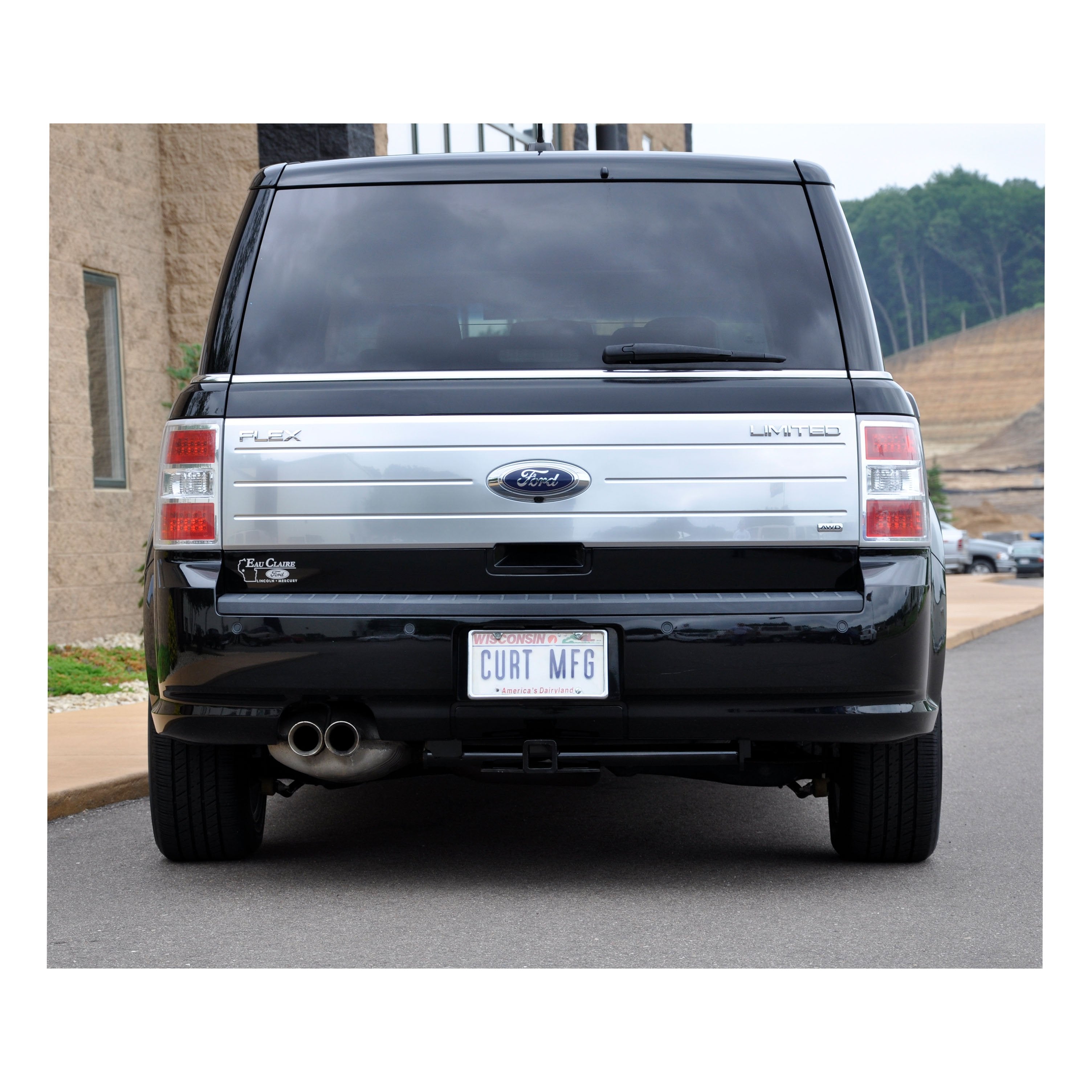 CURT Class 3 Trailer Hitch, 2-Inch Receiver, Fits Select Ford Flex Model 13551
