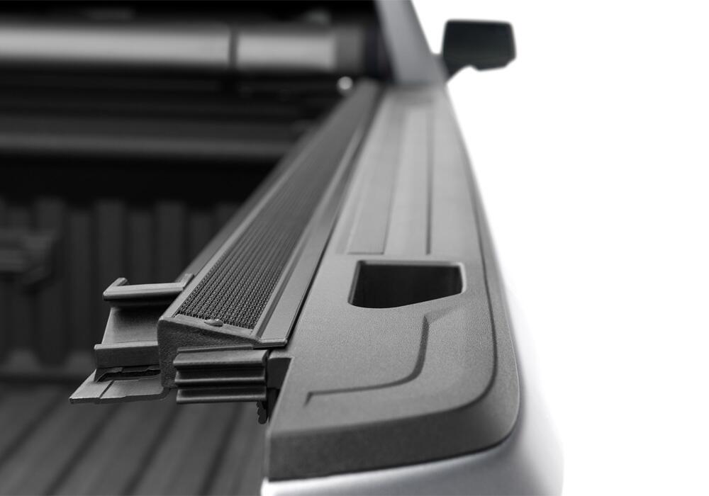 Pro X15 Tonneau Cover Black 2015-2022 Colorado/Canyon 5 Foot Bed without Sport Bar Truxedo