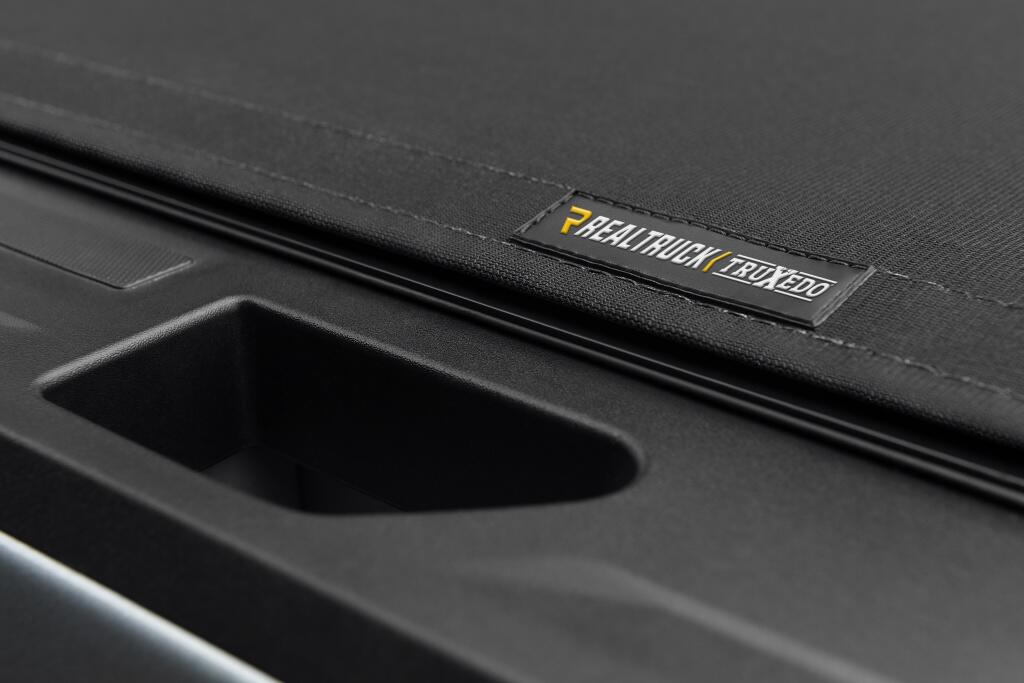 Pro X15 Tonneau Cover Black 2019 (New Body Style)-2026 Silverado/Sierra (without CarbonPro Bed) 5 Foot 9 Inch Bed with MultiPro Tailgate Truxedo