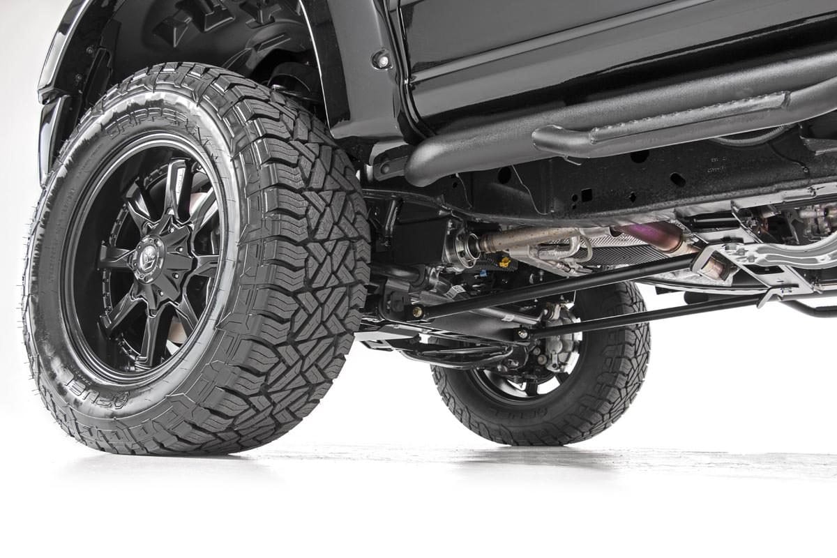 Kicker Bar Kit 4-6 Inch Lift Ford F-150 4WD (2015-2020) Rough Country