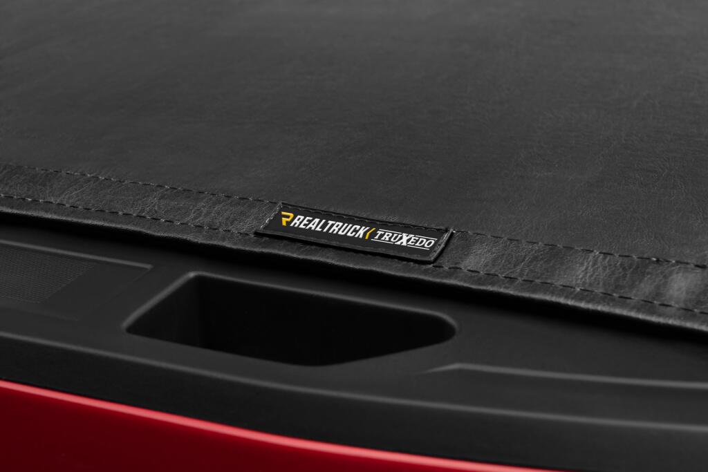 Sentry Tonneau Cover Black 2020-2026 GMC Sierra (with CarbonPro Bed) 5 Foot 9 Inch Bed Truxedo