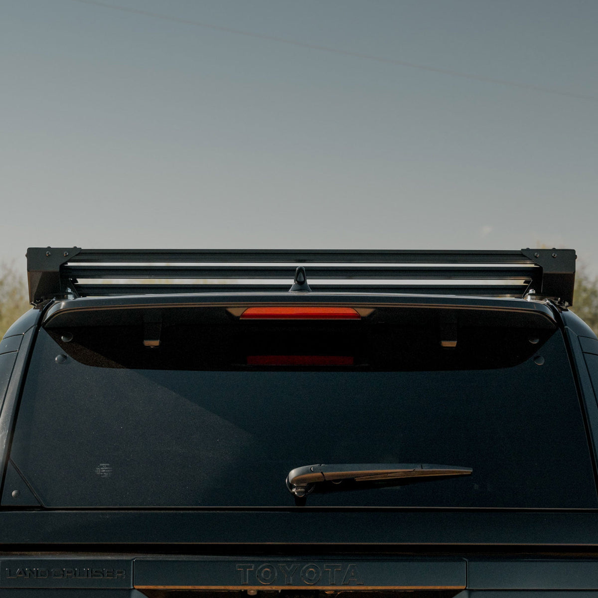 2024+ Toyota Land Cruiser Roof Rack with Optional Light Bar Mount