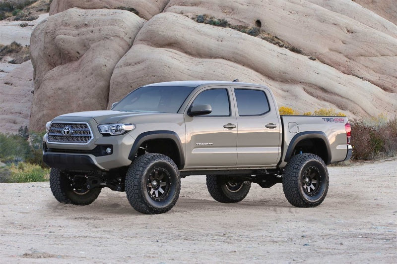 Fabtech 16-19 Toyota Tacoma 4WD/2WD 6 Lug 6in Rear Dirt Logic 2.25 N/R Shock Absorber