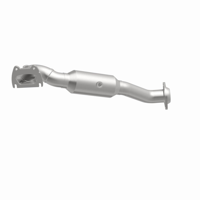 MagnaFlow Direct Fit Catalytic Converter 15-19 Ram 1500 3.6L OEM Grade Fed/EPA Compliant Manifold