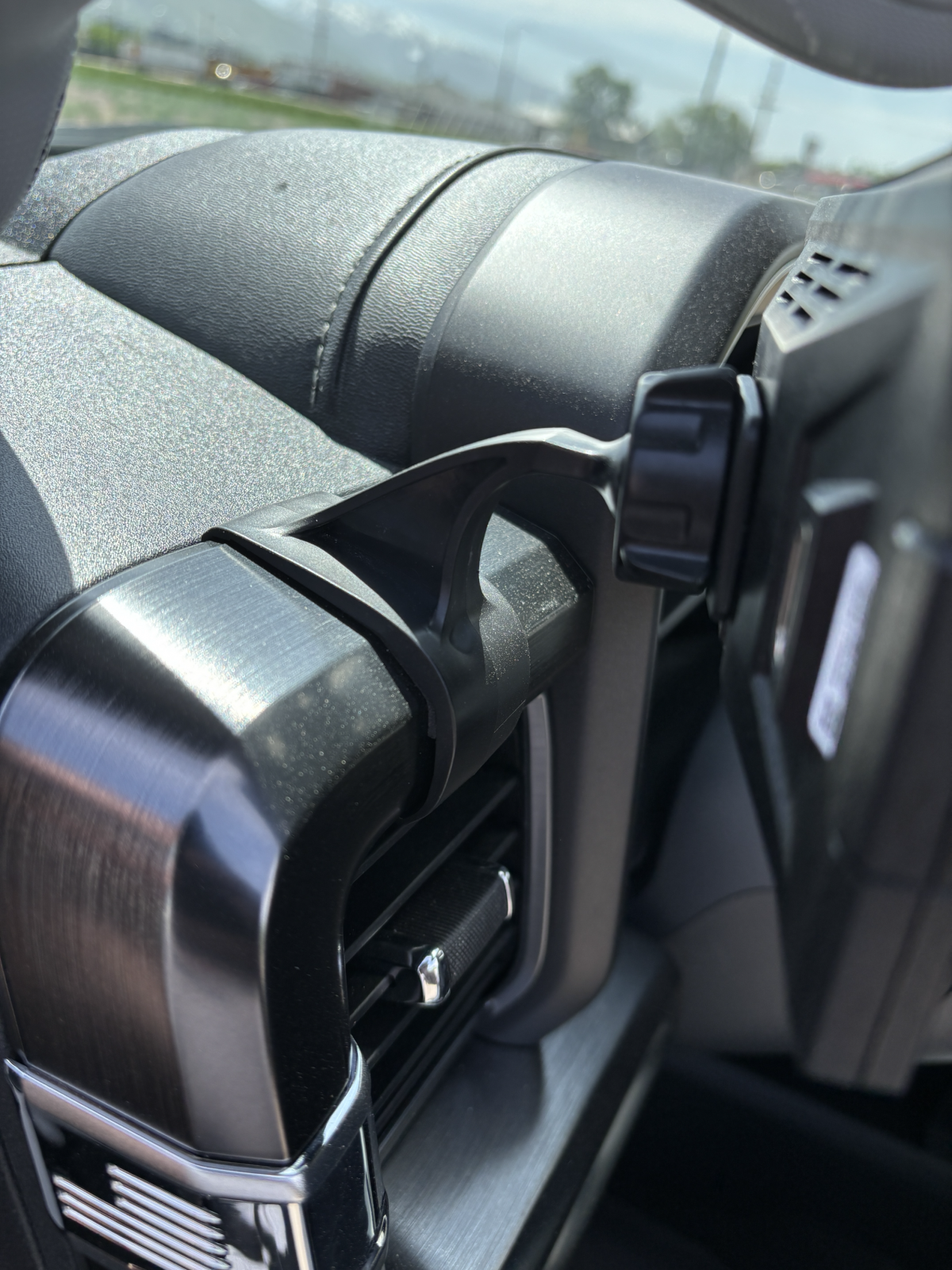 Edge Display Mount Display Mount 2023+ Ford Super Duty and 21+ Ford F150 Edge Products