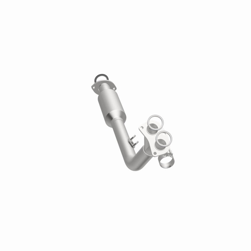MagnaFlow Direct Fit Catalytic Converter California Grade 96-98 Toyota 4Runner 2.7L
