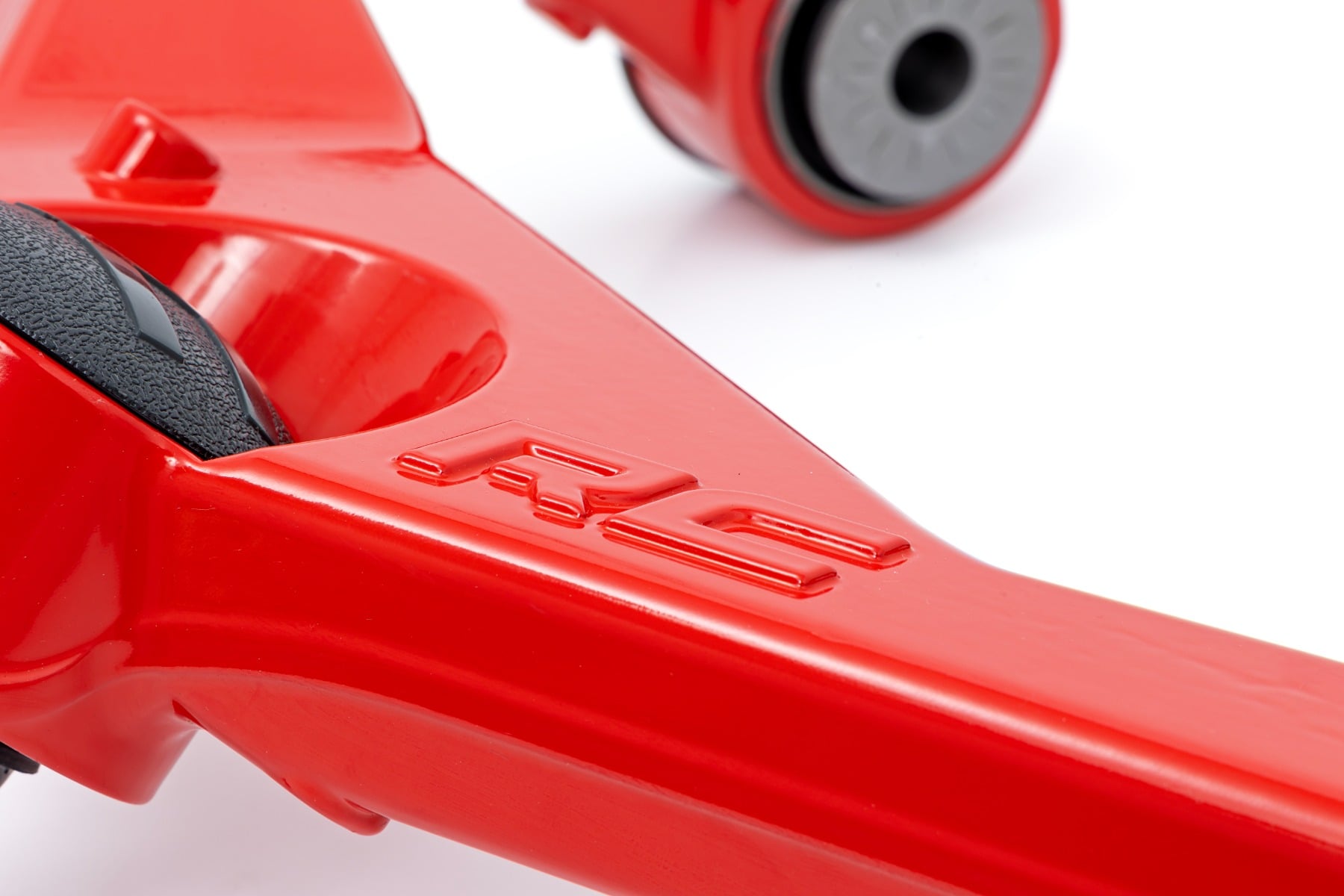 Red Forged Upper Control Arms 3.5 Inch Lift Silverado/Sierra 2500HD/3500HD (11-19) Rough Country