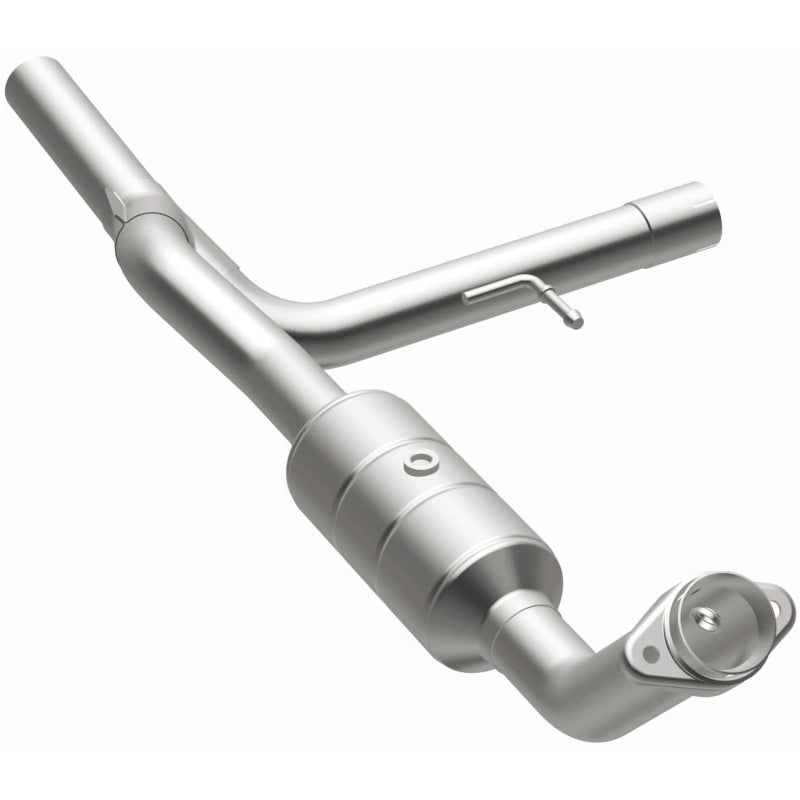 MagnaFlow Direct Fit Catalytic Converter F-150 04-06 8 4.6L