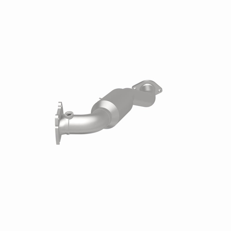 MagnaFlow Direct Fit Catalytic Converter 15-19 Ram 1500 3.6L OEM Grade Fed/EPA Compliant Manifold