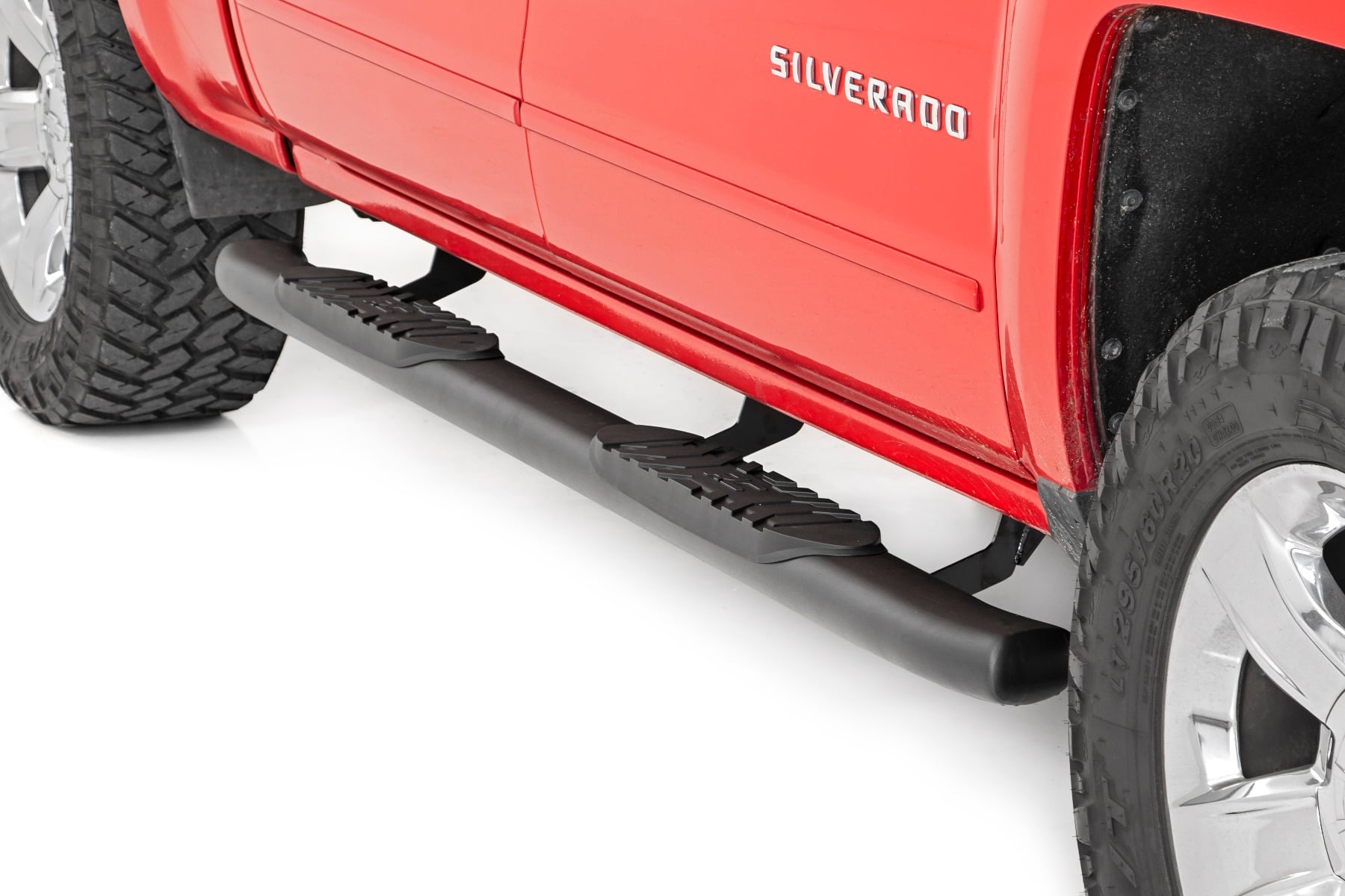 Oval Nerf Step Crew Cab Silverado/Sierra 1500/2500HD/3500HD (07-19 & Classic) Rough Country