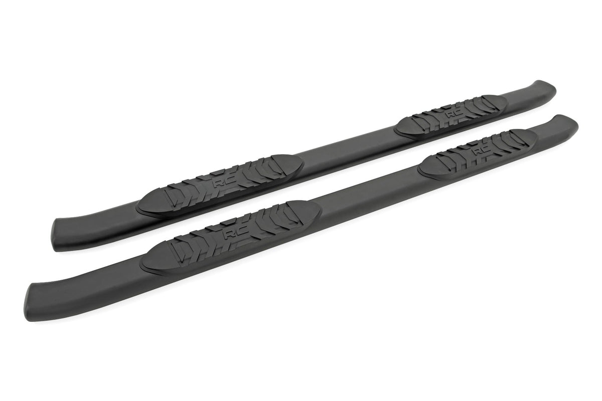 Oval Nerf Step Crew Cab Silverado/Sierra 1500/2500HD/3500HD (07-19 & Classic) Rough Country