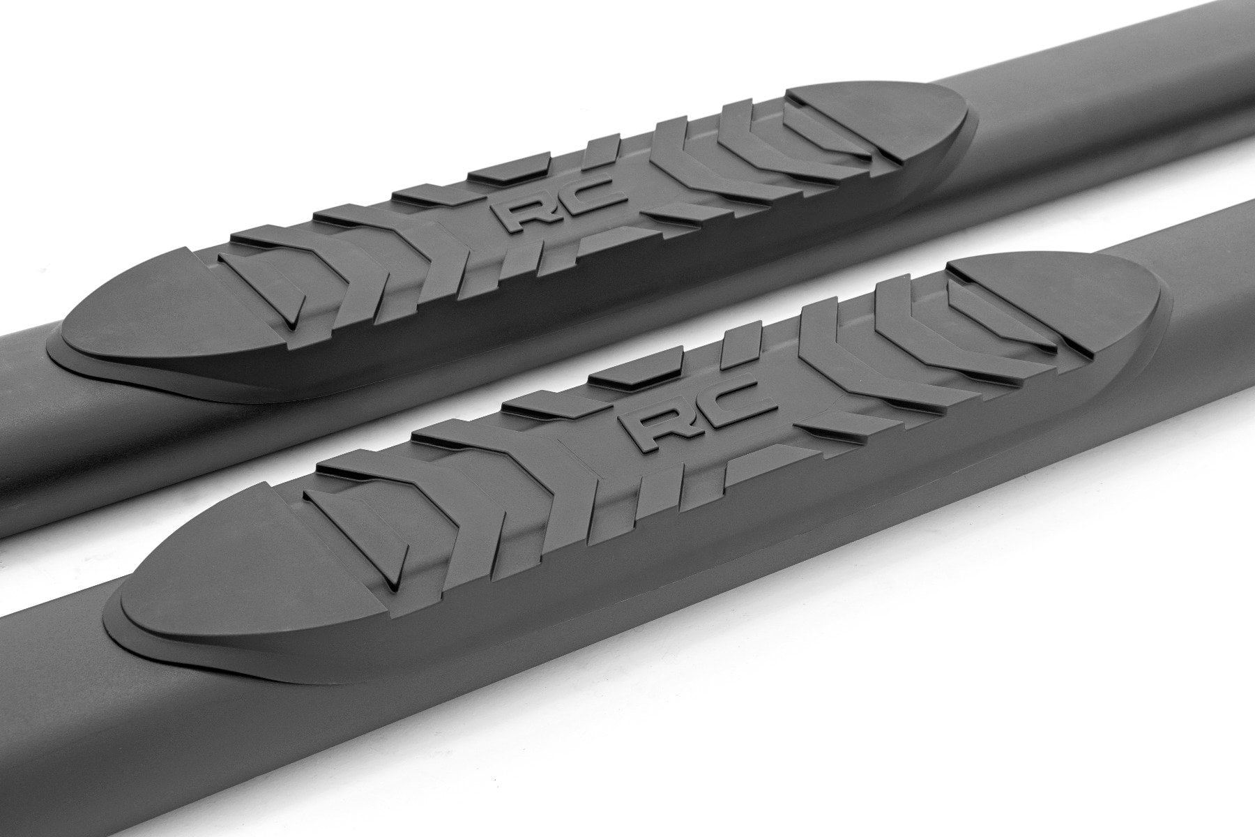 Oval Nerf Step Double Cab Black Toyota Tacoma 2WD/4WD (2005-2023) Rough Country