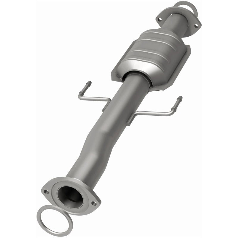 MagnaFlow Direct Fit Catalytic Converter 01-04 Toyota Tacoma 2.4L Rear