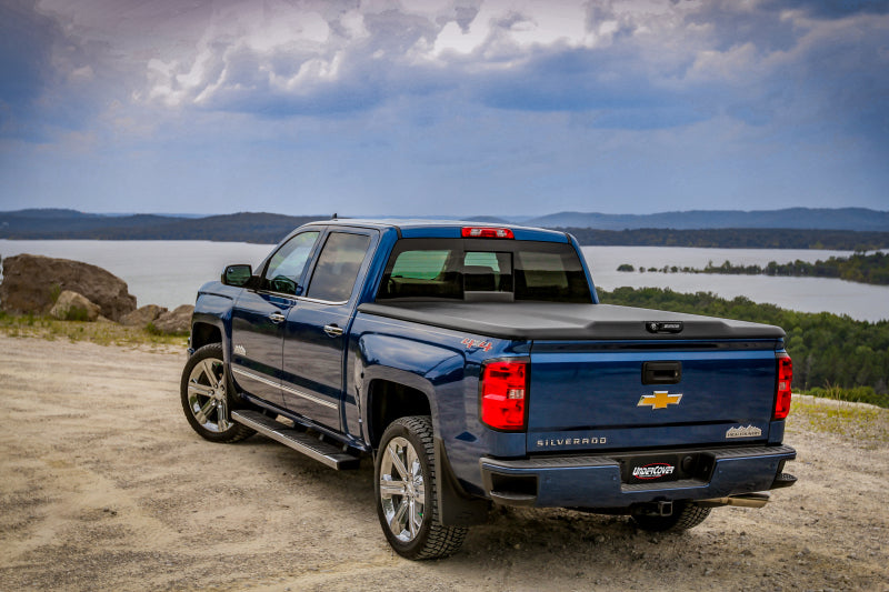 UnderCover 19-20 GMC Sierra 1500 (w/Multipro TG) 5.8 ft Elite Bed Cover - Black Textured