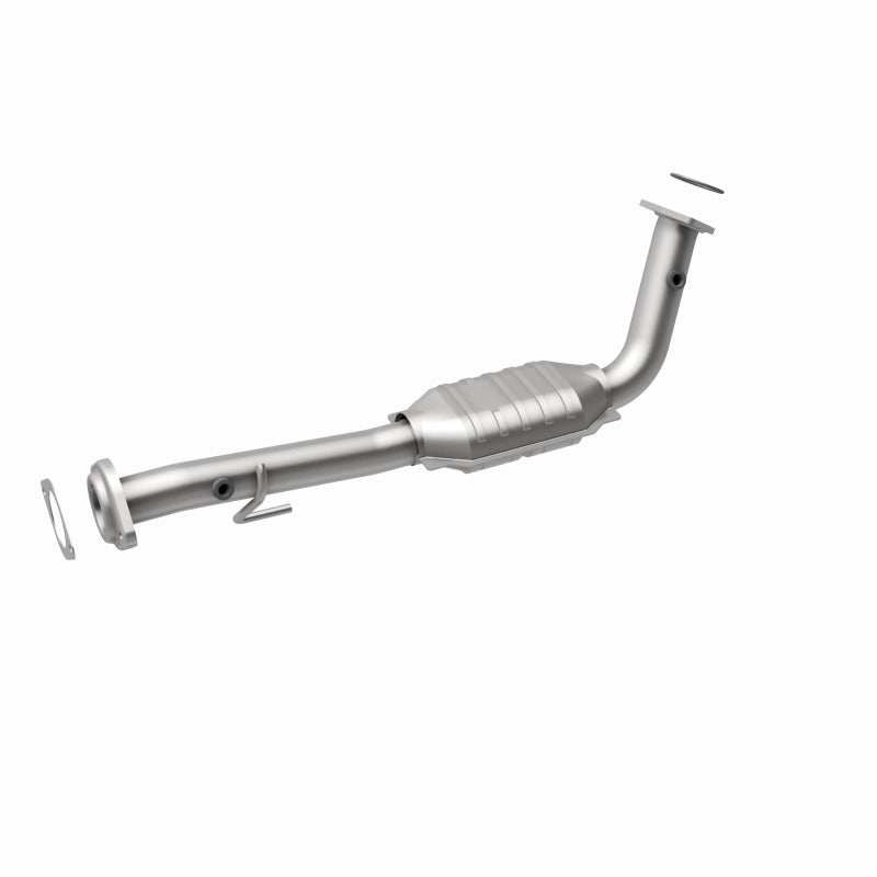MagnaFlow Direct Fit Catalytic Conv 02-06 Cadillac Escalade / 02-06 GM Yukon (Inc Denali) 6.0L P/S
