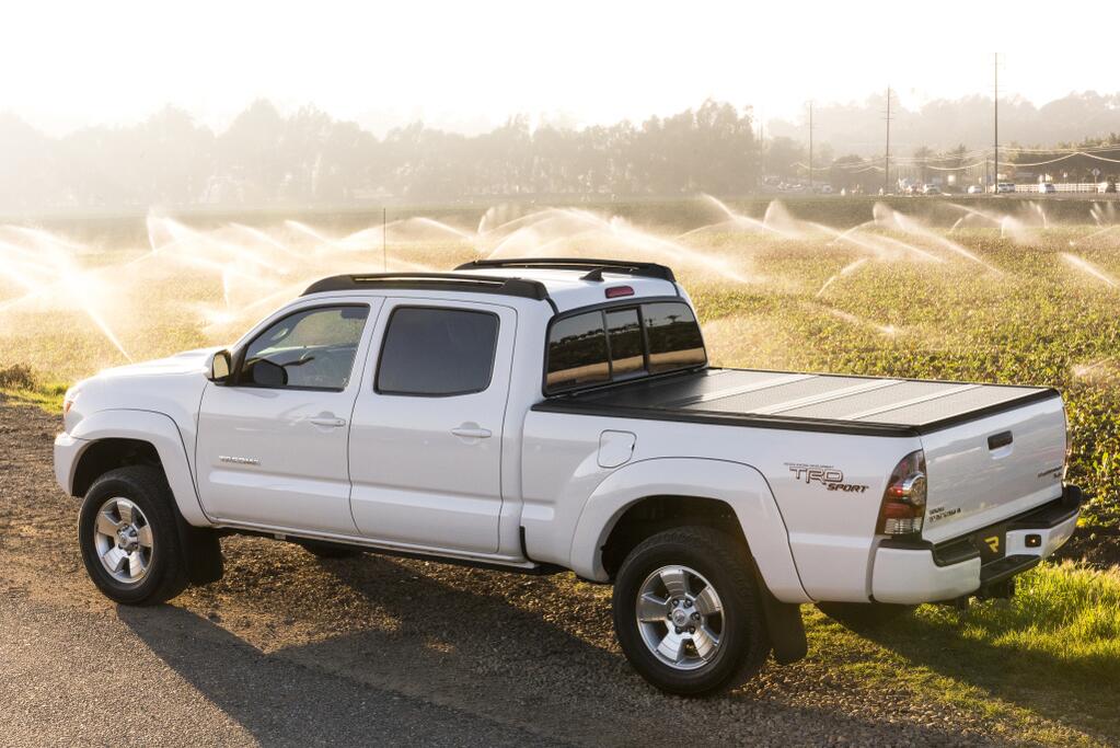 BAKFlip G2 Hard Folding Truck Bed Cover 2004-2015 Nissan Titan BAK