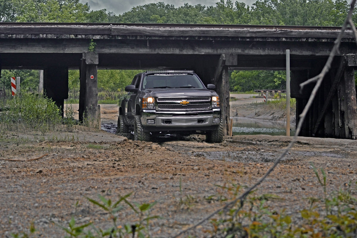 6 Inch Lift Kit N3 Struts Silverado/Sierra 1500 4WD (07-13) Rough Country