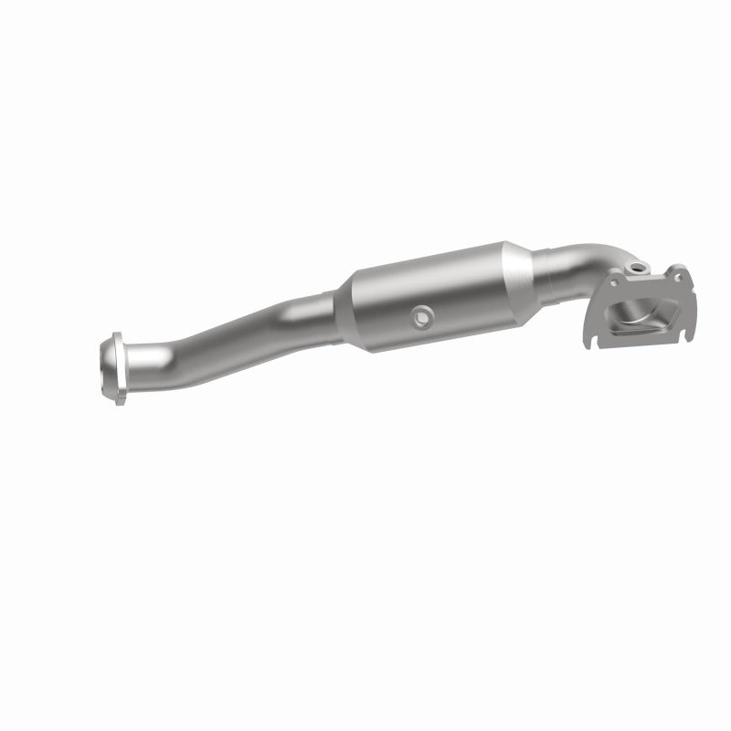 MagnaFlow Direct Fit Catalytic Converter 15-19 Ram 1500 3.6L OEM Grade Fed/EPA Compliant Manifold