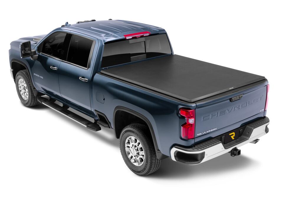 TruXport Tonneau Cover Black 2020-2027 Silverado/Sierra 2500 HD/3500 HD 6 Foot 9 Inch Bed Truxedo
