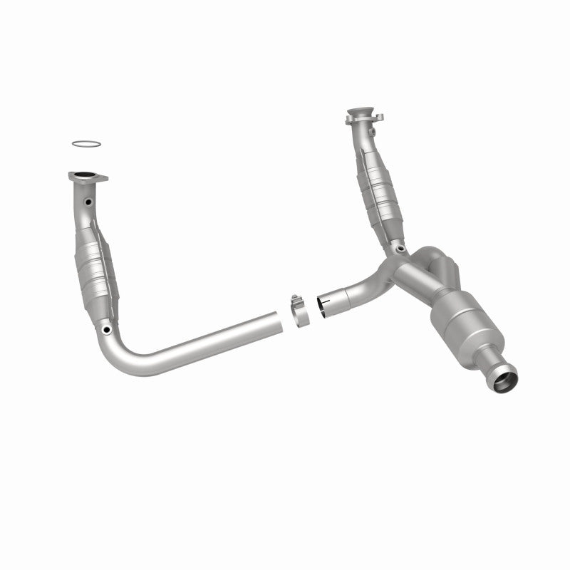 MagnaFlow Direct Fit Catalytic Converter 10-13 GMC Sierra 1500 V6 4.3L