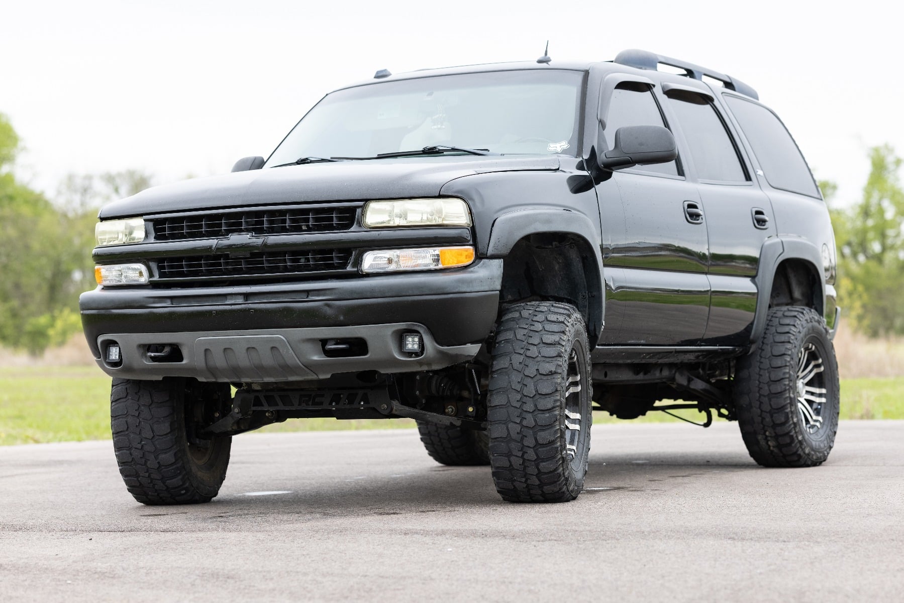 6 Inch Lift Kit V2 NTD Chevy/GMC Tahoe/Yukon 2WD/4WD (2000-2006) Rough Country