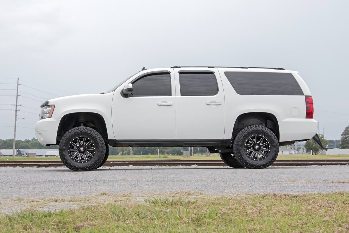 7 Inch Lift Kit N3 Struts Chevy/GMC SUV 1500 2WD/4WD (2007-2014) Rough Country
