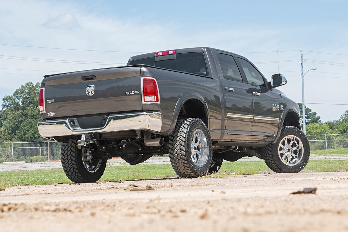 2.5 Inch Lift Kit V2 Ram 2500 4WD (2014-2026) Rough Country