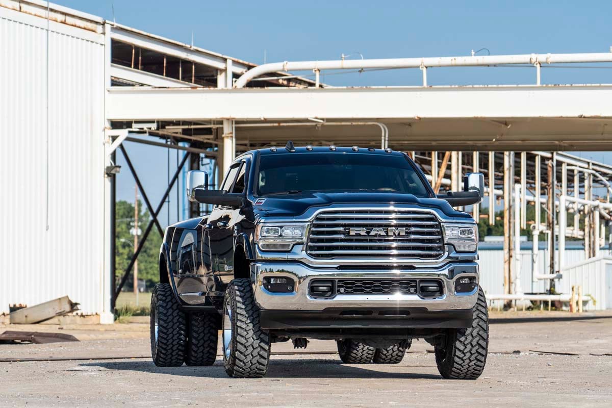 5 Inch Lift Kit DRW OE Rear Air Ram 3500 4WD (2020-2024) Rough Country