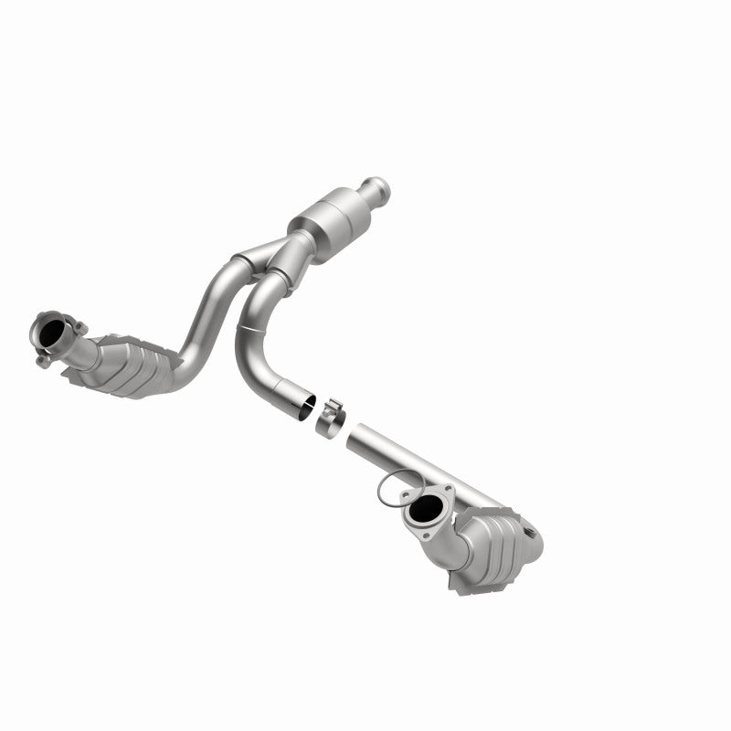 MagnaFlow Direct Fit Catalytic Converter 10-13 GMC Sierra 1500 V6 4.3L