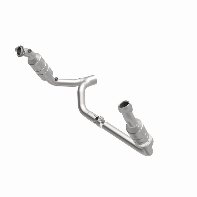 MagnaFlow Direct Fit Catalytic Converter 2006 Dodge RAM 1500 Pickup 5.7L Solid Front Axle