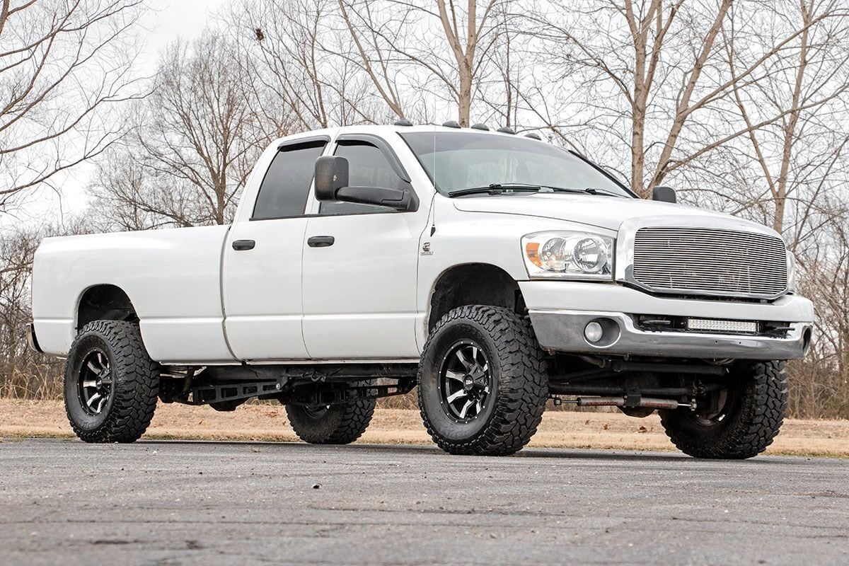 Traction Bar Kit 0-5 Inch Lift Ram 2500 4WD (2010-2013) Rough Country