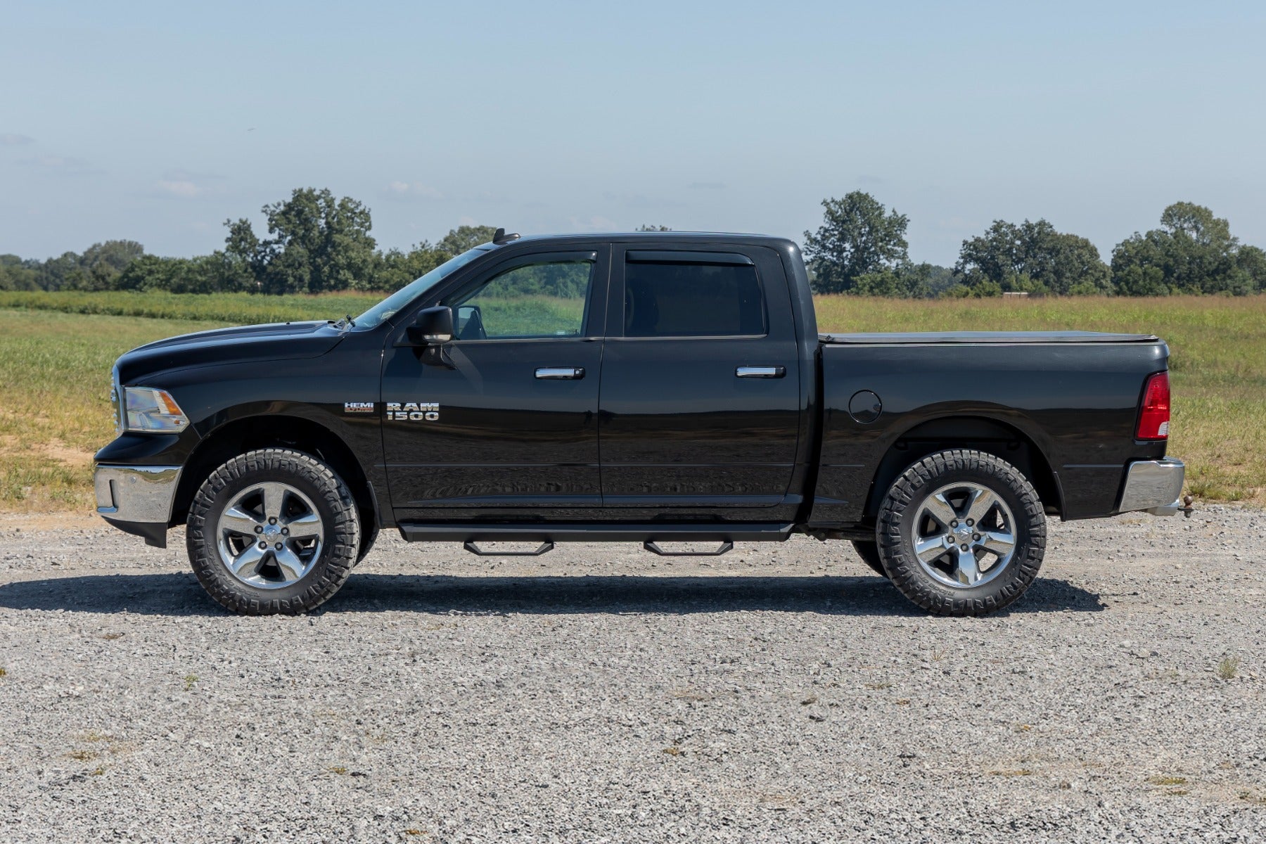SRL2 Adj Aluminum Step Crew Cab Ram 1500/2500/3500 2WD/4WD (2010-2018 & Classic) Rough Country