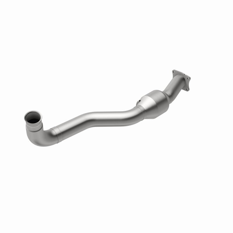 MagnaFlow Direct Fit Catalytic Converter01-05 GM Silv/Sierra 6.6L