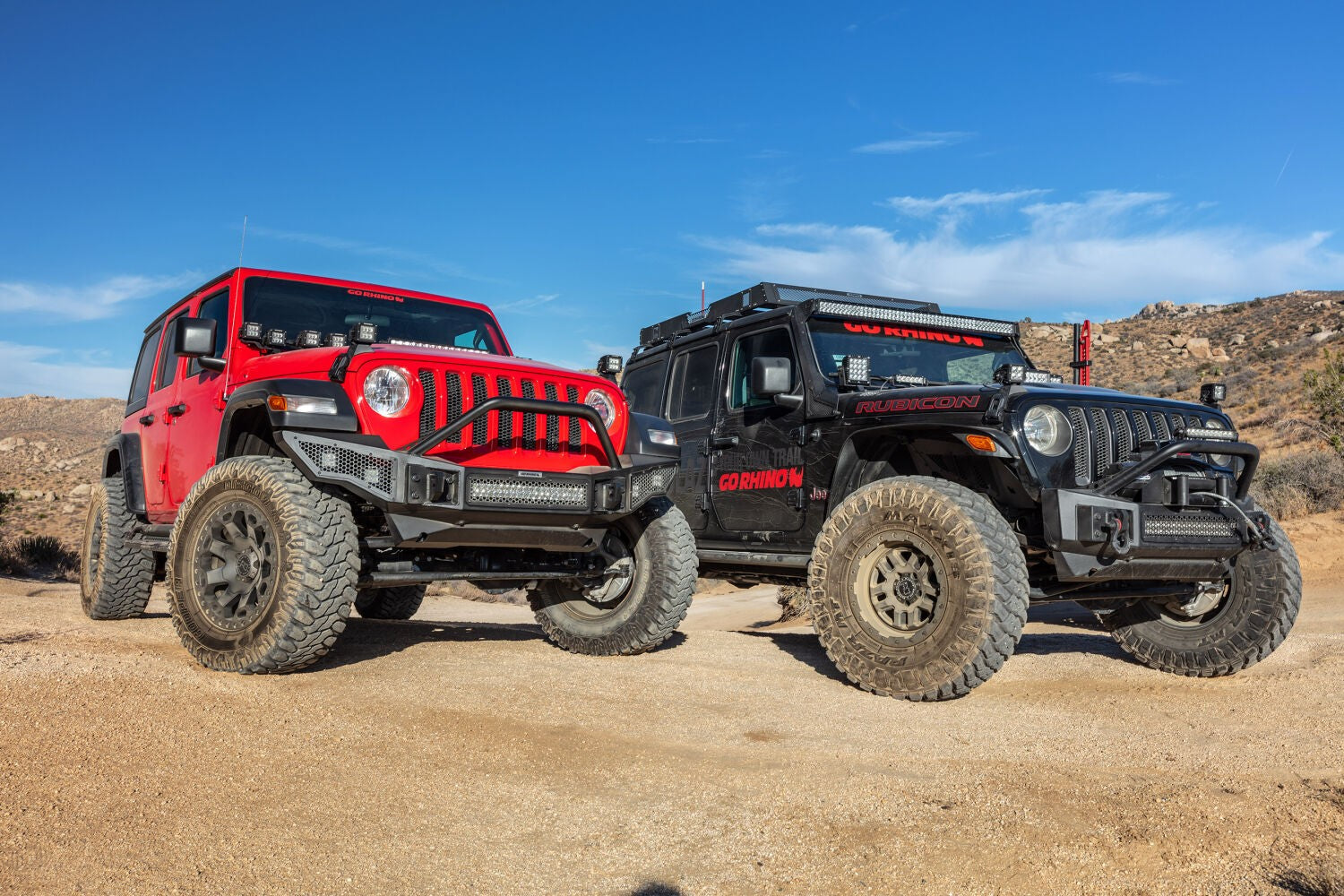 Rockline Front Stubby Bumper W/ Overrider Textured Black 2007-2025 Jeep Wrangler JK/JL 2020-2025 Jeep Gladiator Go Rhino