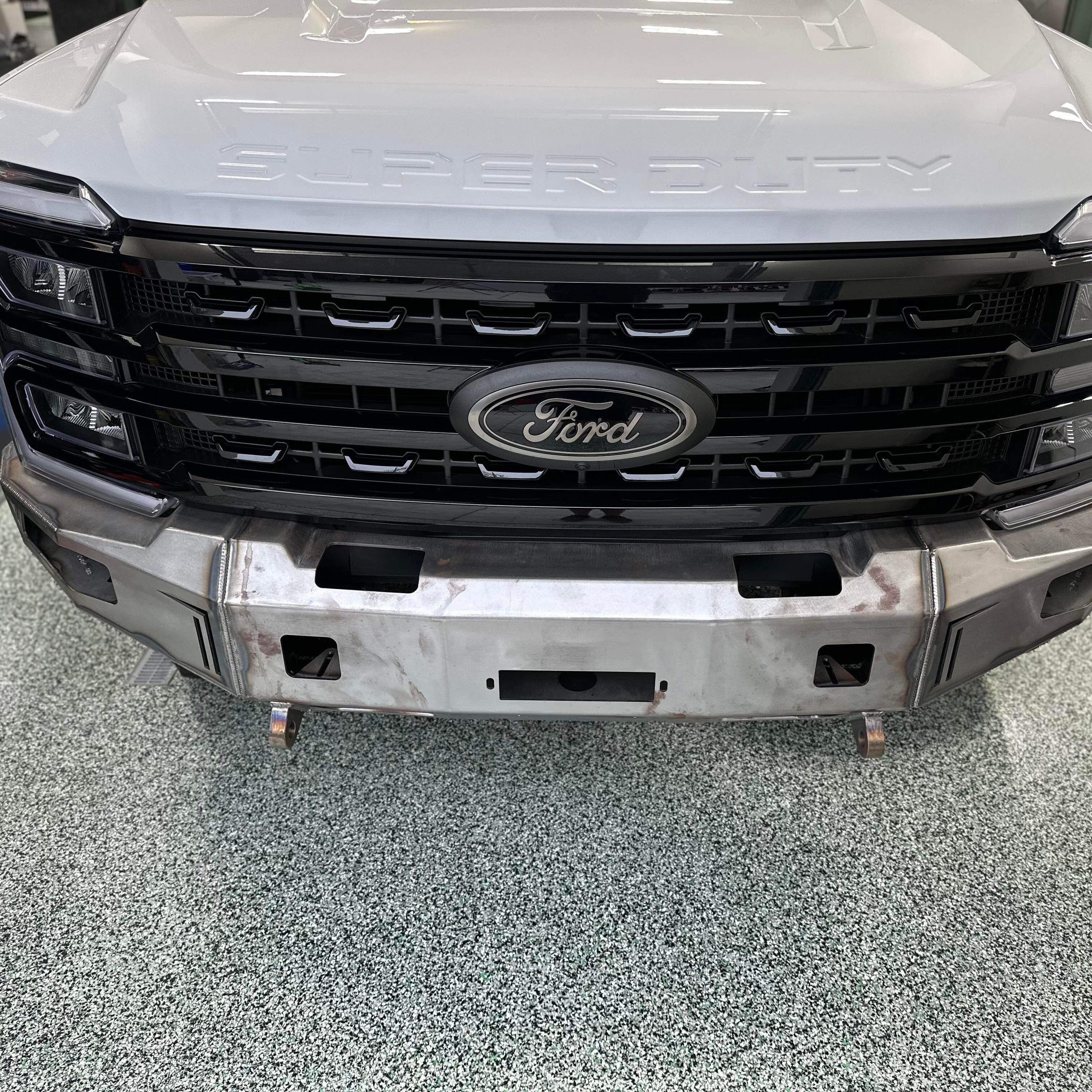 2023+ FORD SUPERDUTY F250/F350 OCTANE SERIES FRONT WINCH BUMPER Chassis Unlimited Inc.