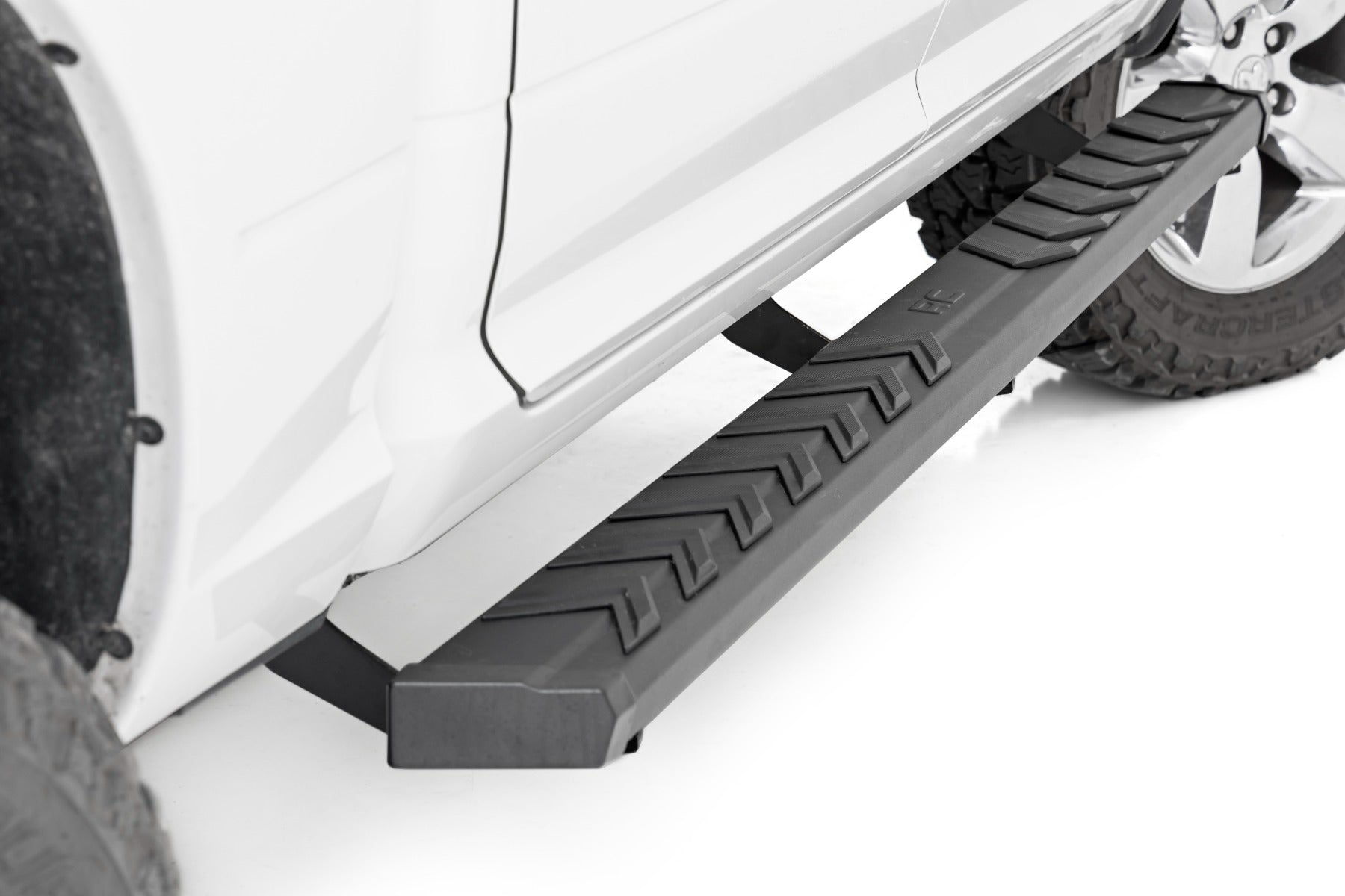 BA2 Running Board Side Step Bars Ram 1500/2500/3500 2WD/4WD Rough Country