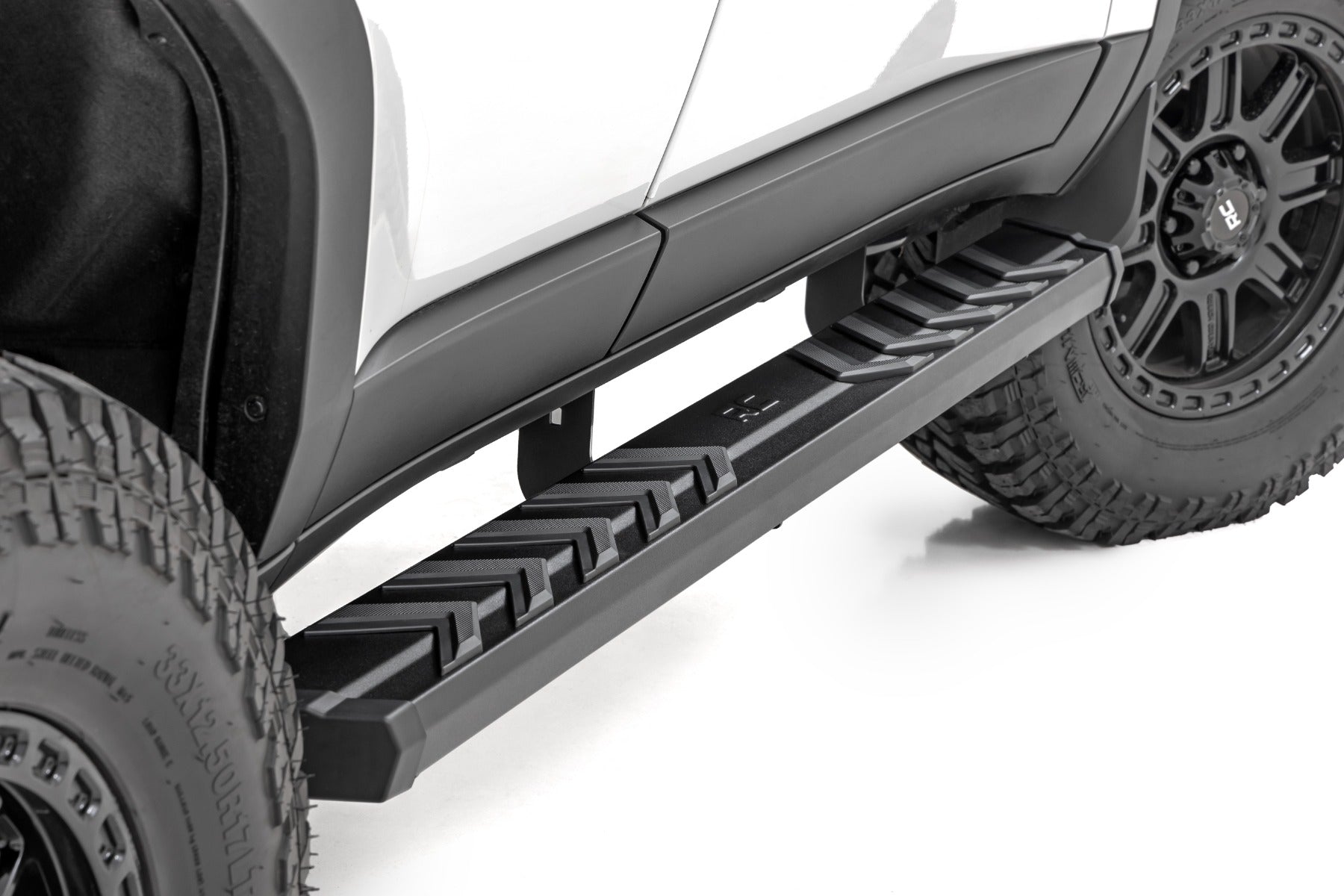 BA2 Running Boards Side Step Bars Toyota Land Cruiser 4WD (2024-2026) Rough Country