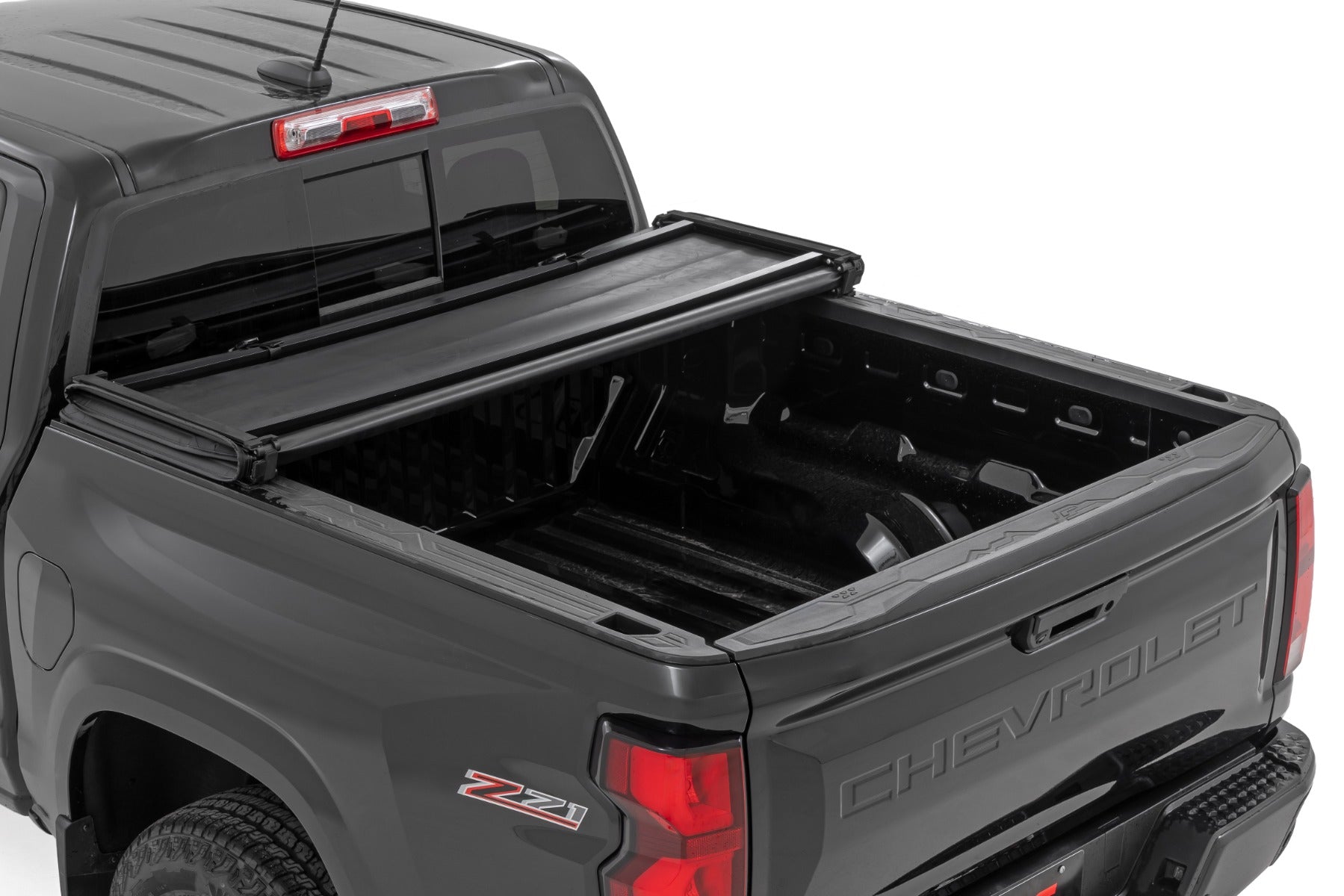 Soft Tri-Fold Bed Cover 5 Foot Bed Chevy/GMC Canyon/Colorado 2WD/4WD (23-26) Rough Country