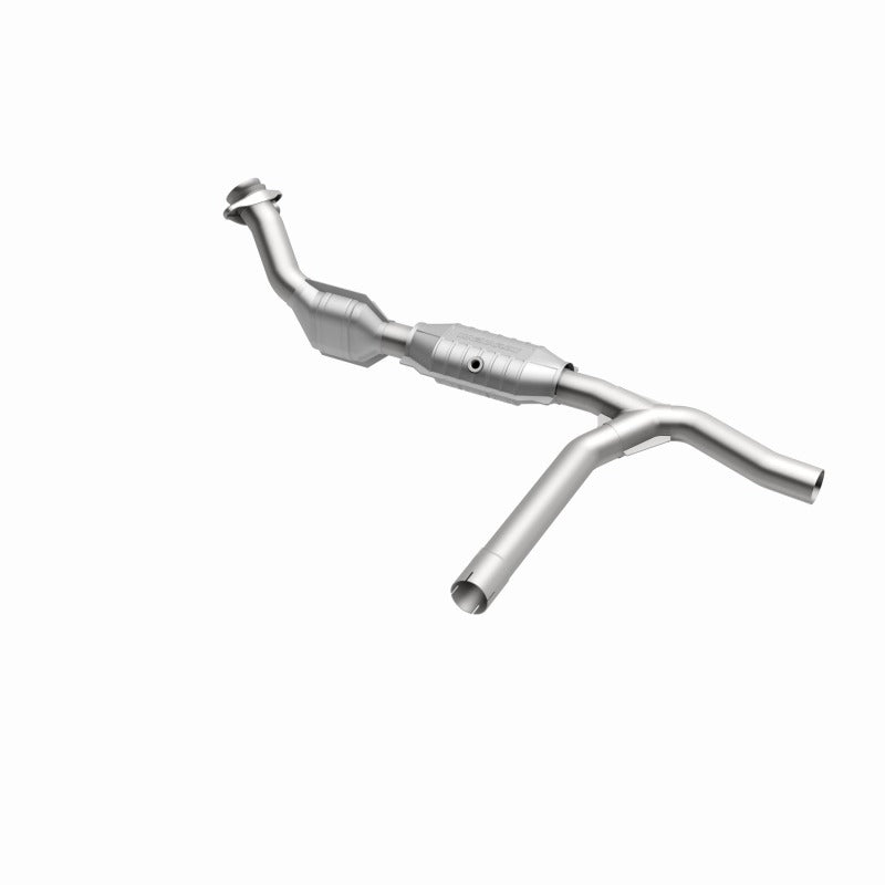 MagnaFlow Direct Fit Catalytic Converter 00-01 Ford F-150 4.6L 2wd